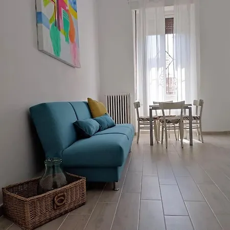 Maison Leon Baranzate